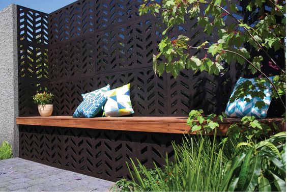 outdoor privacy screen